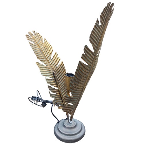 140 - A NEW GILT FERN LEAF LIGHT FITTING