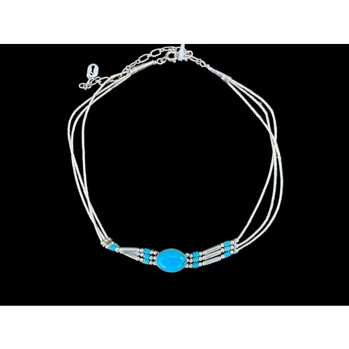 184 - A SILVER AND TURQUOISE CHOKER