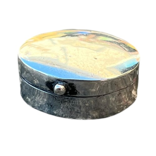 250 - A SILVER PILL BOX