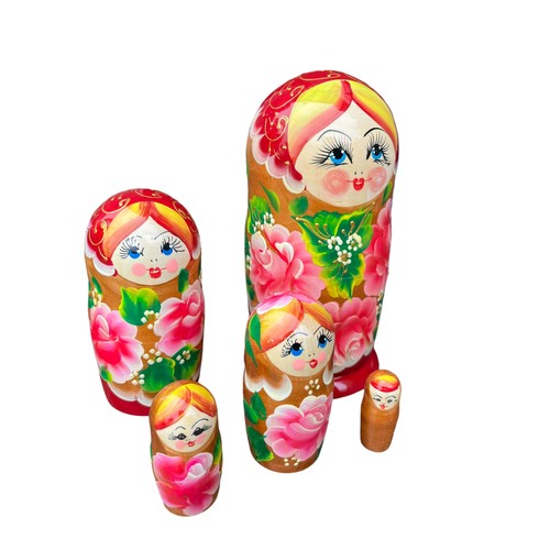 293 - A SET OF 5 RUSSIAN DOLLS