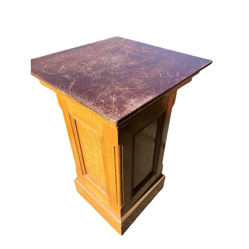 312 - 19th CENTURY SCUMBLED PINE BUST STAND IN GOOD CONDITION MARBLE TOP HAS BEEN REPLACED WITH WOOD