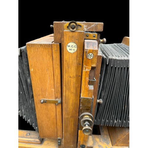 411 - AN ANTIQUE MAGIC LANTERN