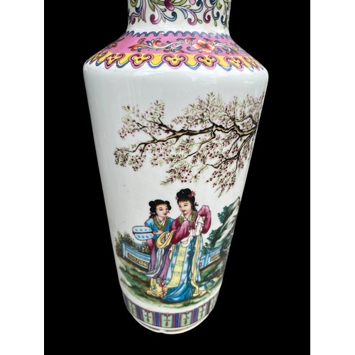 72 - AN ORIENTAL VASE WITH MARKINGS 13