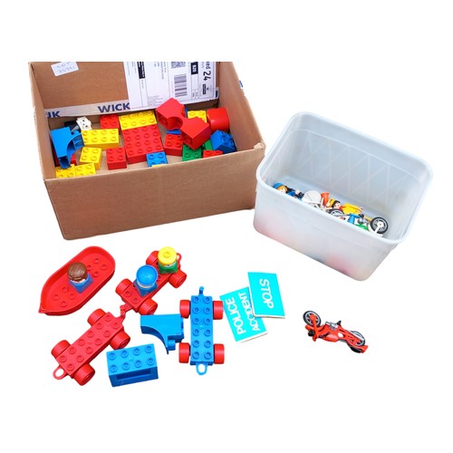 88 - QTY OF VINTAGE DUPLO BRICKS AND FIGURES