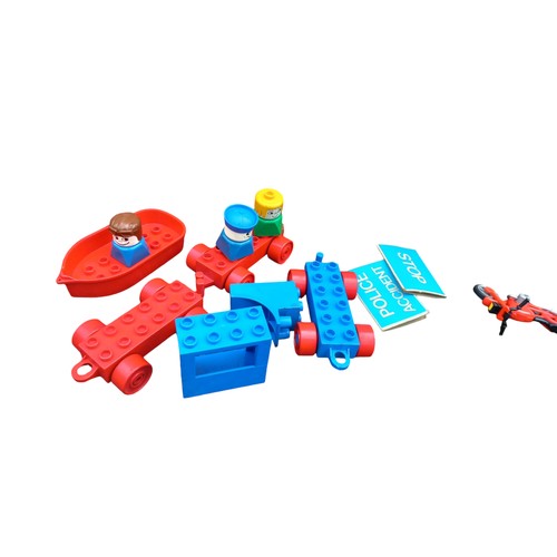 88 - QTY OF VINTAGE DUPLO BRICKS AND FIGURES