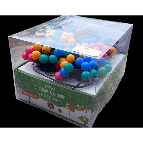 110 - NEW CHRISTMAS INDOOR/OUTDOOR 100 COLOURED LED BERRY LIGHTS