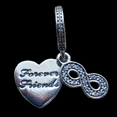 160 - A SILVER PANDORA HEART & FIGURE 8 PENDANT IN ORIGINAL BOX