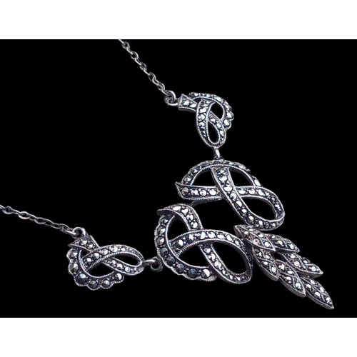 198 - AN ART DECO STYLE SILVER AND MARCASITE NECKLACE