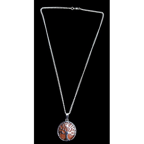 185 - A TREE OF LIFE PENDANT ON SILVER CHAIN