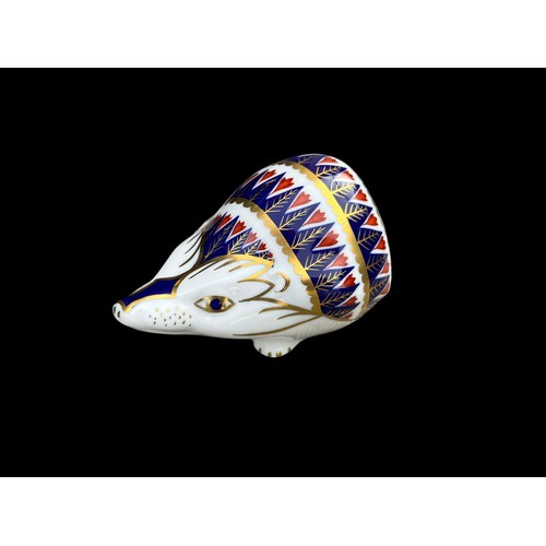 188 - A ROYAL CROWN DERBY HEDGEHOG