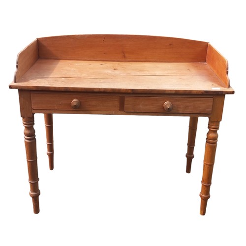 120 - A VICTORIAN PITCH PINE WASHSTAND 42 x 21.25 x 35