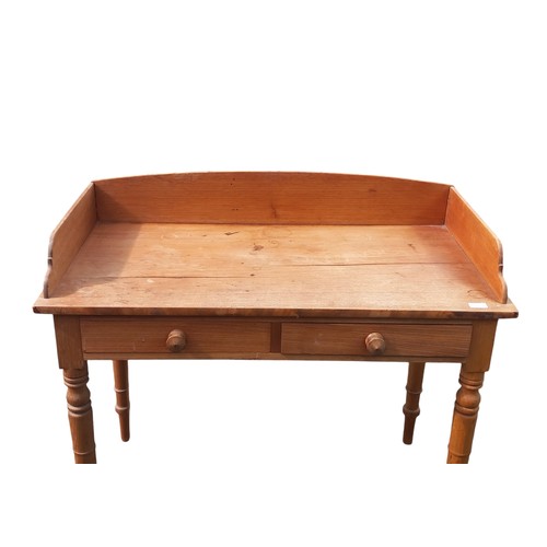 120 - A VICTORIAN PITCH PINE WASHSTAND 42 x 21.25 x 35