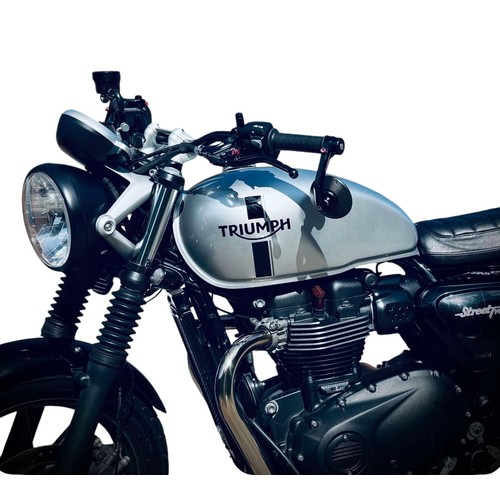 562 - 2018 TRIUMPH STREET TWIN 900 (WITH EXTRAS) COMES WITH FULL TRIUMPH SERVICE HISTORY 20,500 MILES

MOD... 