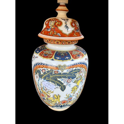 149 - A LARGE TABLE LAMP ORIENTAL PATTERN