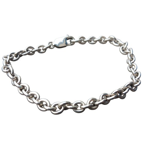 231 - A SILVER LOOP LINK CHAIN BRACELET