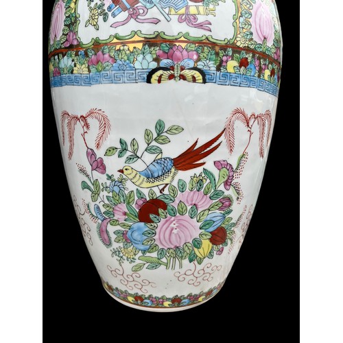 256 - A LARGE ORIEMTAL STYLE HAND PAINTED VASE  SHOWING BIRDS AND FLOWERS 25