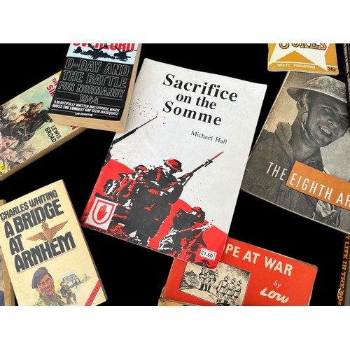 313 - A LARGE SELECTION OF MILITARY/WAR RELATED BOOKS AND MAGAZINES