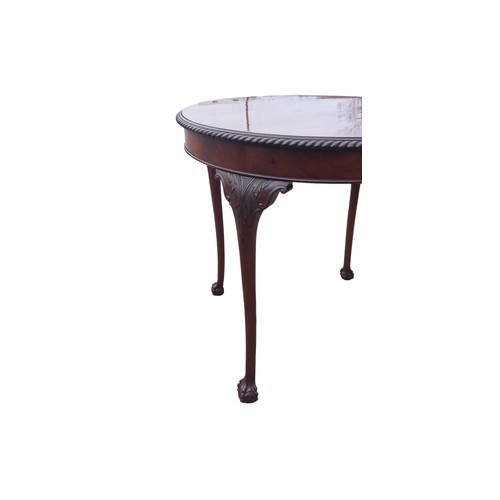 322 - A FLAME MAHOGANY LAMP TABLE