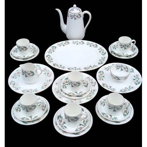 349 - A 24 PIECE CROWN PART DINNER SERVICE