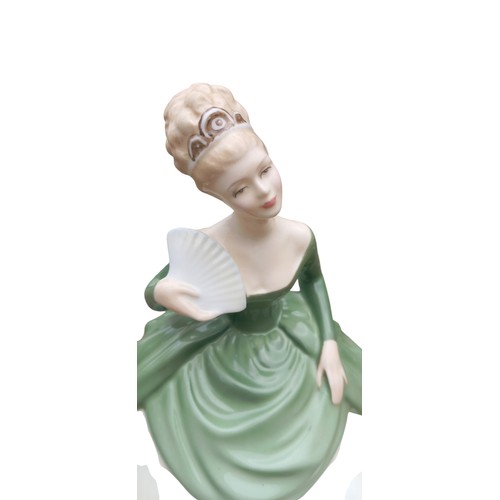 469 - ROYAL DOULTON FIGURENE SOIREE HN 2312