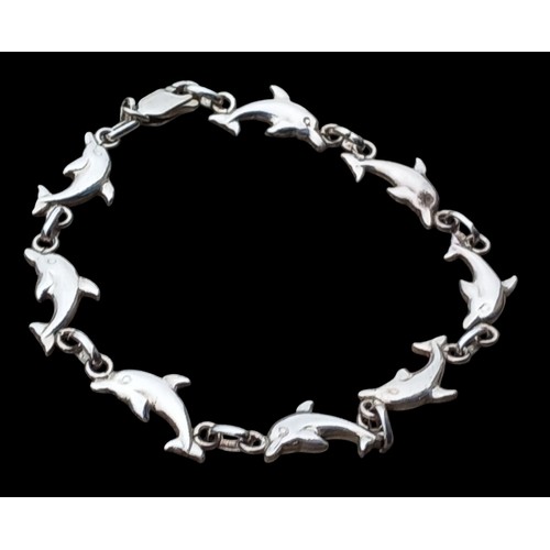 489 - A SILVER DOLPHIN BRACELET WITH A LOBSTER CATCH