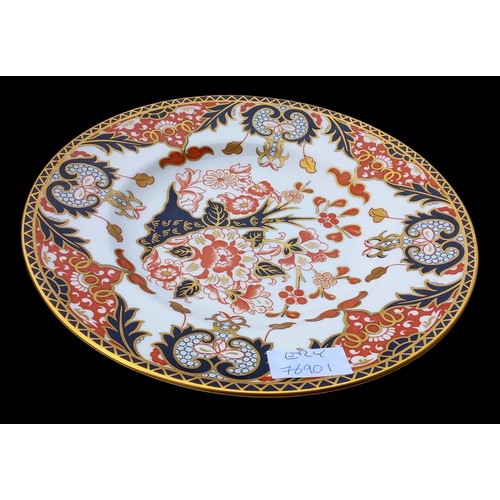 446 - A ROYAL CROWN DERBY PLATE