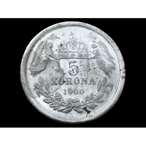 601 - A 1900 KORONA SILVER COIN (TESTED)