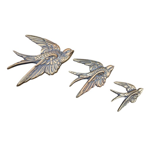 658 - A SET OF 3 VINTAGE BRASS WALL HANGING  SWALLOWS