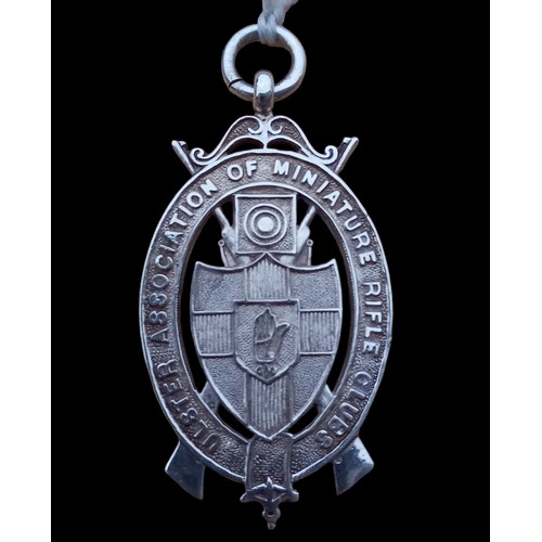 524 - A SILVER MEDAL ULSTER ASSOCATION OF MINIATURE RIFLE CLUBS