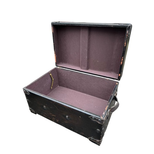 223 - A LEATHER STYLE STORAGE TRUNK/STOOL