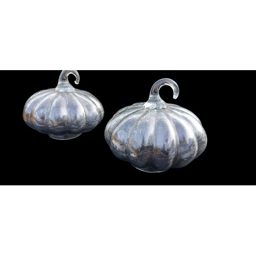 338 - A LOT OF 2 LARGE AND 4 SMALL GLASS PUMPKINS (NEW)