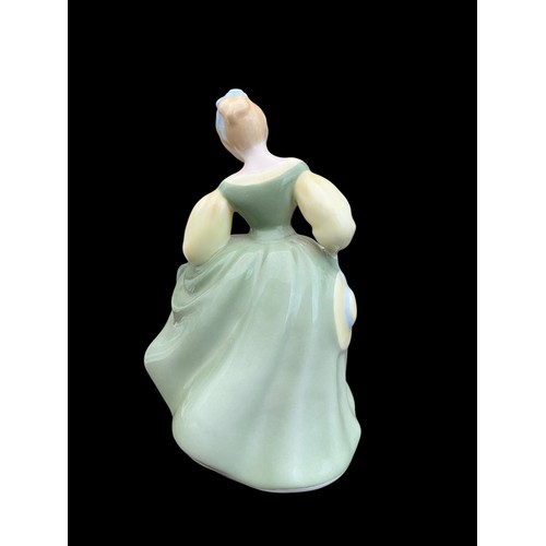 370 - A ROYAL DOULTON FIGURENE FAIR MAIDEN HN 2211