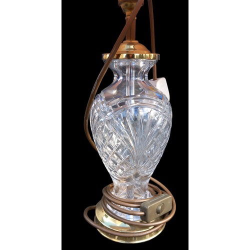 52 - TYRONE CRYSTAL LAMP