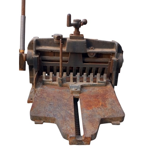 123 - ANTIQUE GUILLOTINE PAPER CUTTER