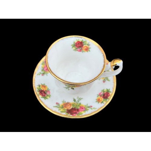 154 - MINI OLD COUNTRY ROSE CUP AND SAUCER