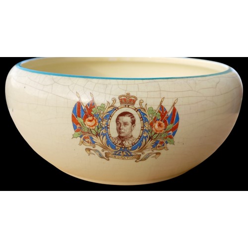 174 - EDWARD 8TH CORONATION FRUIT BOWL