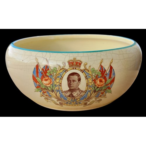 174 - EDWARD 8TH CORONATION FRUIT BOWL