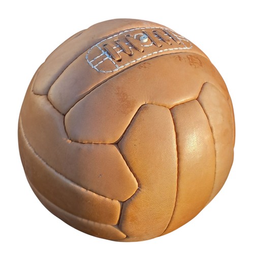 285 - REPLICA VINTAGE LEATHER FOOTBALL