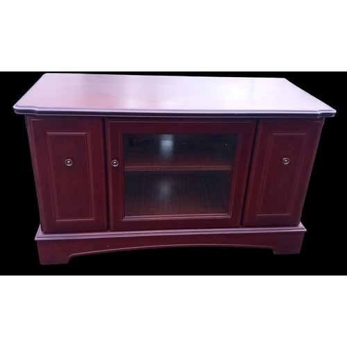 319 - MAHOGANY ENTERTAINMENT UNIT