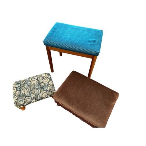 356 - A LOT OF 3 FOOTSTOOLS