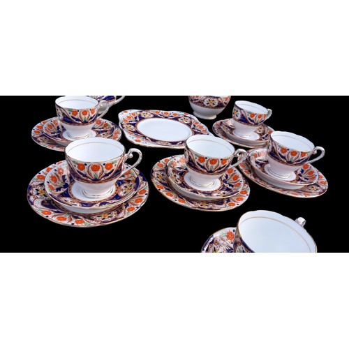 363 - 20 PIECE ROYAL GRAFTON TEA SERVICE