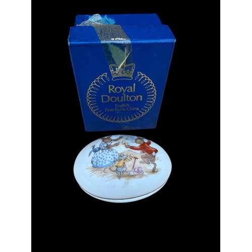 413 - A BOXED ROYAL DOULTON BUNNYKINS EGG