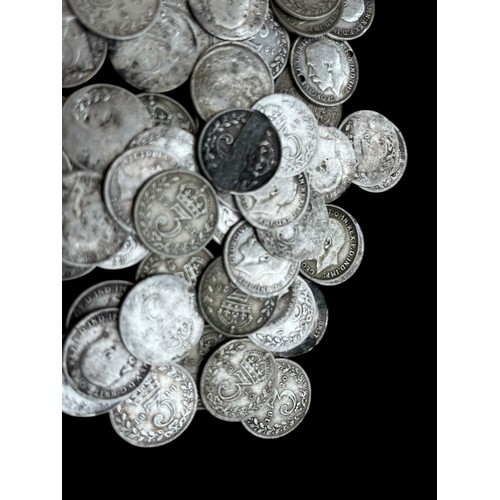 606 - A LARGE COLLECTION OF MIXED DATED SILVER COINS FROM LATE 1800'S-1920'S