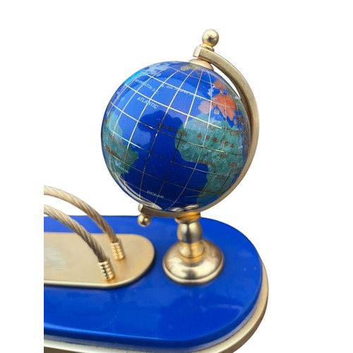 379A - A DESK TIDY GLOBE SET