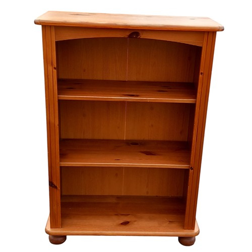 615A - PINE BOOKSHELF