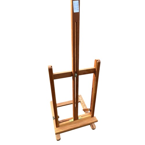 12A - A FREE STANDING EASEL & A TABLE TOPPED EASEL