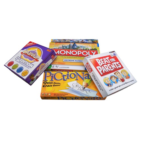 32 - 5 BOARD GAMES