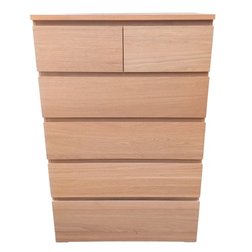 61 - OAK FINISHED CHEST OF DRAWERS