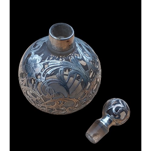 517 - A BEAUTIFUL ANTIQUE SILVER COVERED PERFUME/SCENT BOTTLE