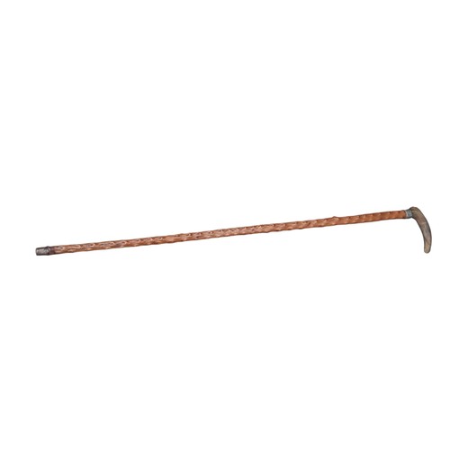 762 - A QUALITY SHAFTED HORN HANDLED WALKING STICK